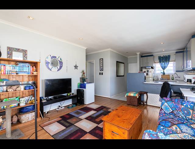 2 BEDROOM APARTMENT FOR SALE IN WEST BEACH